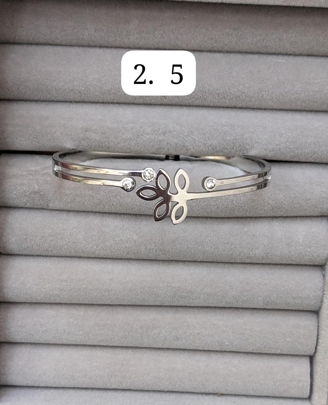 1 Pc Silver Plated Rhinestone Kara Bangle