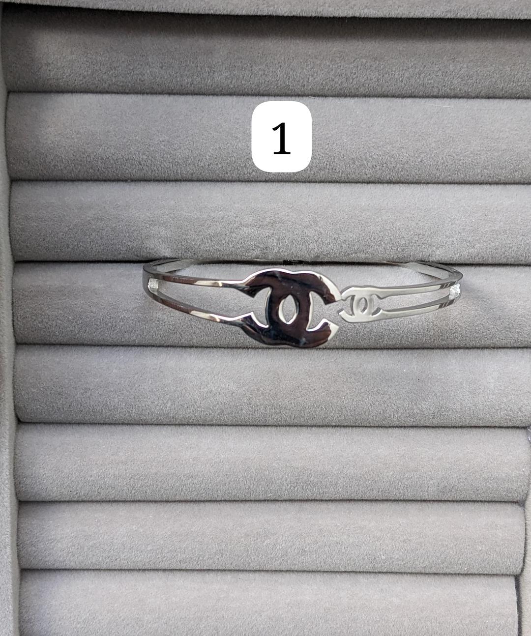 1 Pc Silver Plated Rhinestone Kara Bangle